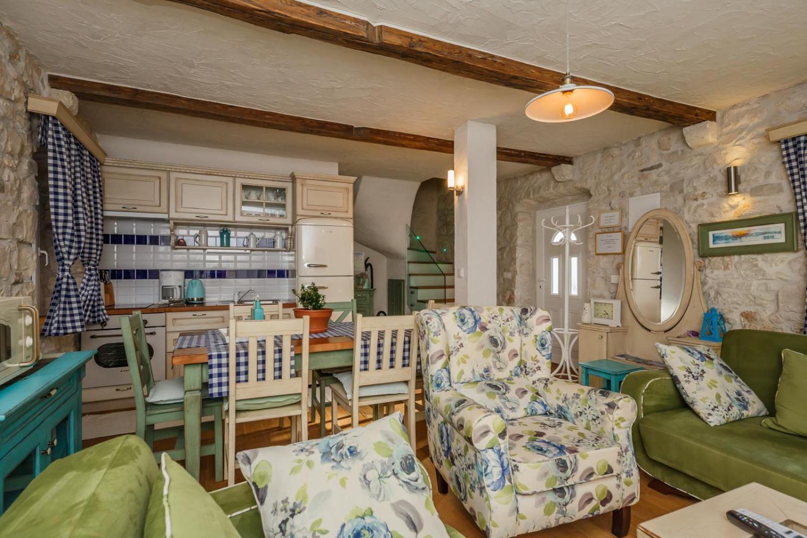Apartment Rustik Kaštela Buitenkant foto