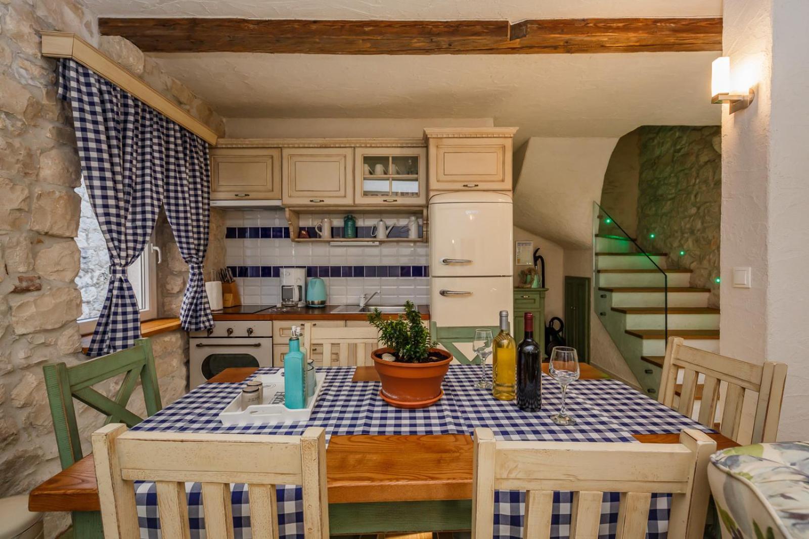 Apartment Rustik Kaštela Buitenkant foto